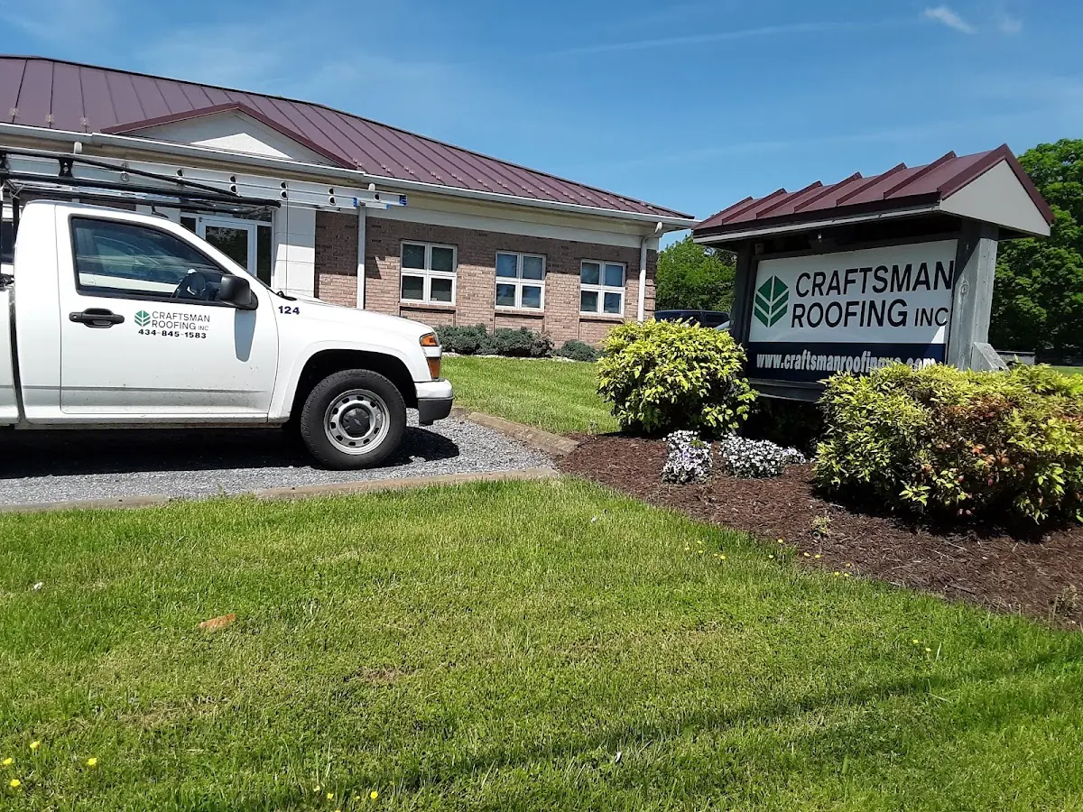 Quality Roof Replacement by experienced craftsmen in Center